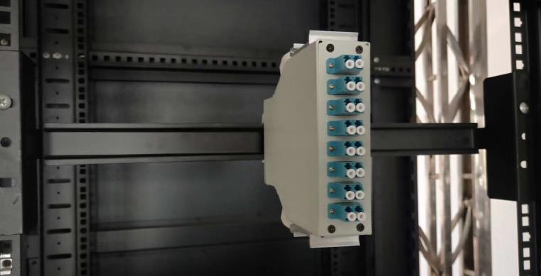 Din Rail splice box 4